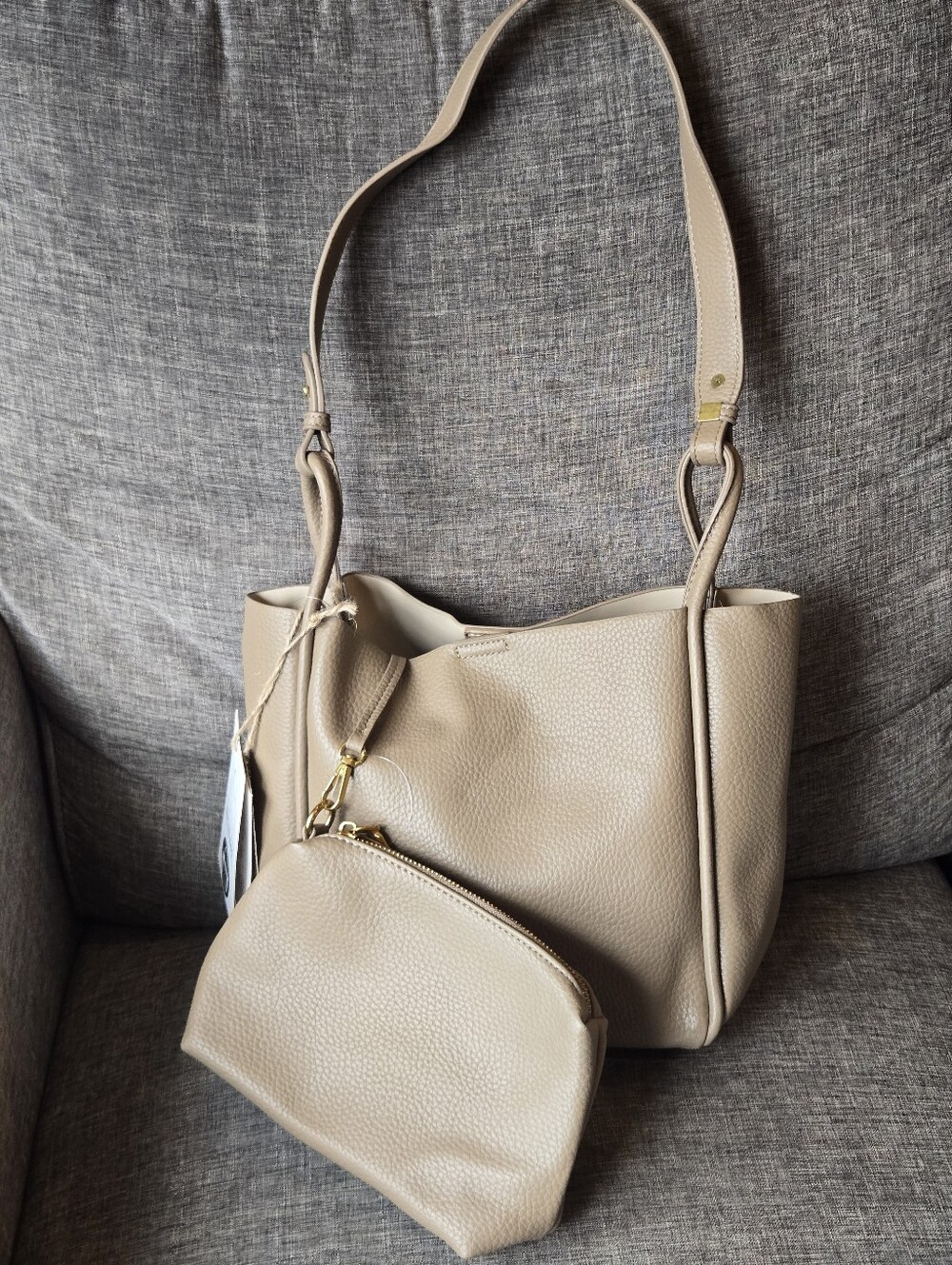 🔹 Antik Kraft Indie Bucket Bag Taupe Pebbled
